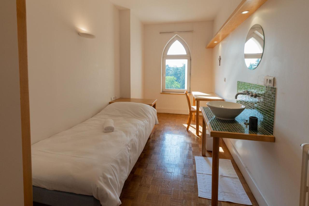 Hotellerie De L'Abbaye Bellegarde-Sainte-Marie Bagian luar foto