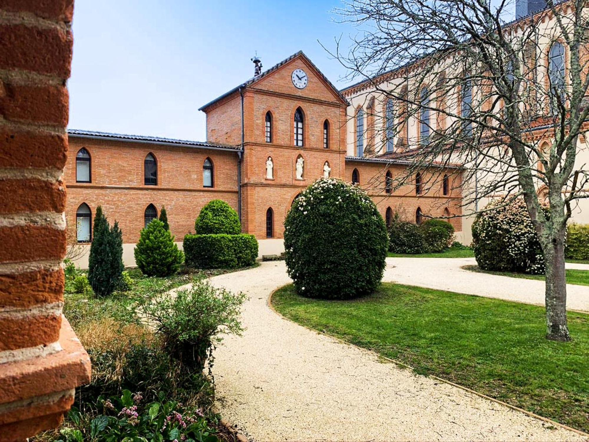 Hotellerie De L'Abbaye Bellegarde-Sainte-Marie Bagian luar foto